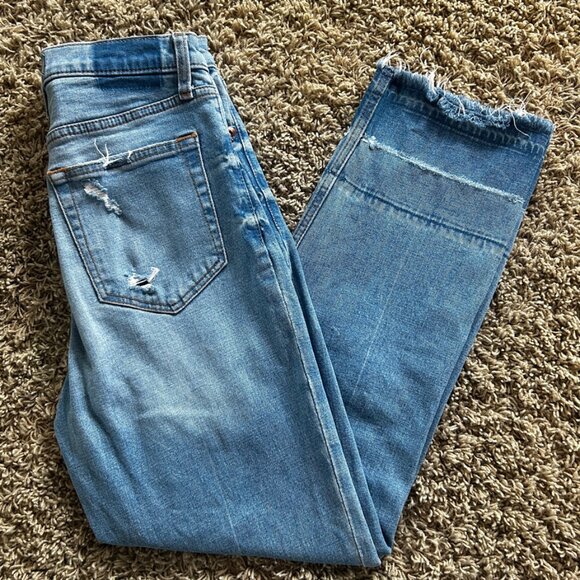 ABERCROMBIE FITCH Ultra High Rise Ankle Straight Jeans in Women's Size 27 - Picture 4 of 5